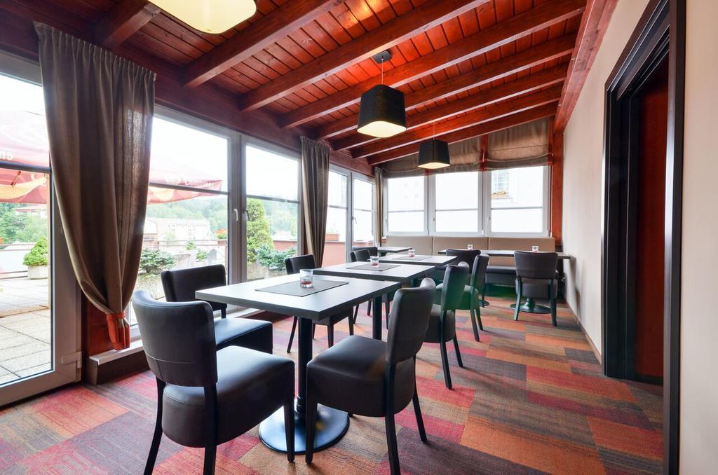 Hotel Filipinum Jablonné nad Orlicí Екстериор снимка